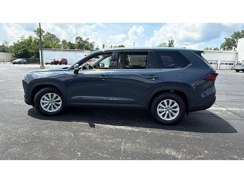 New 2026 Toyota Grand Highlander AWD image 4