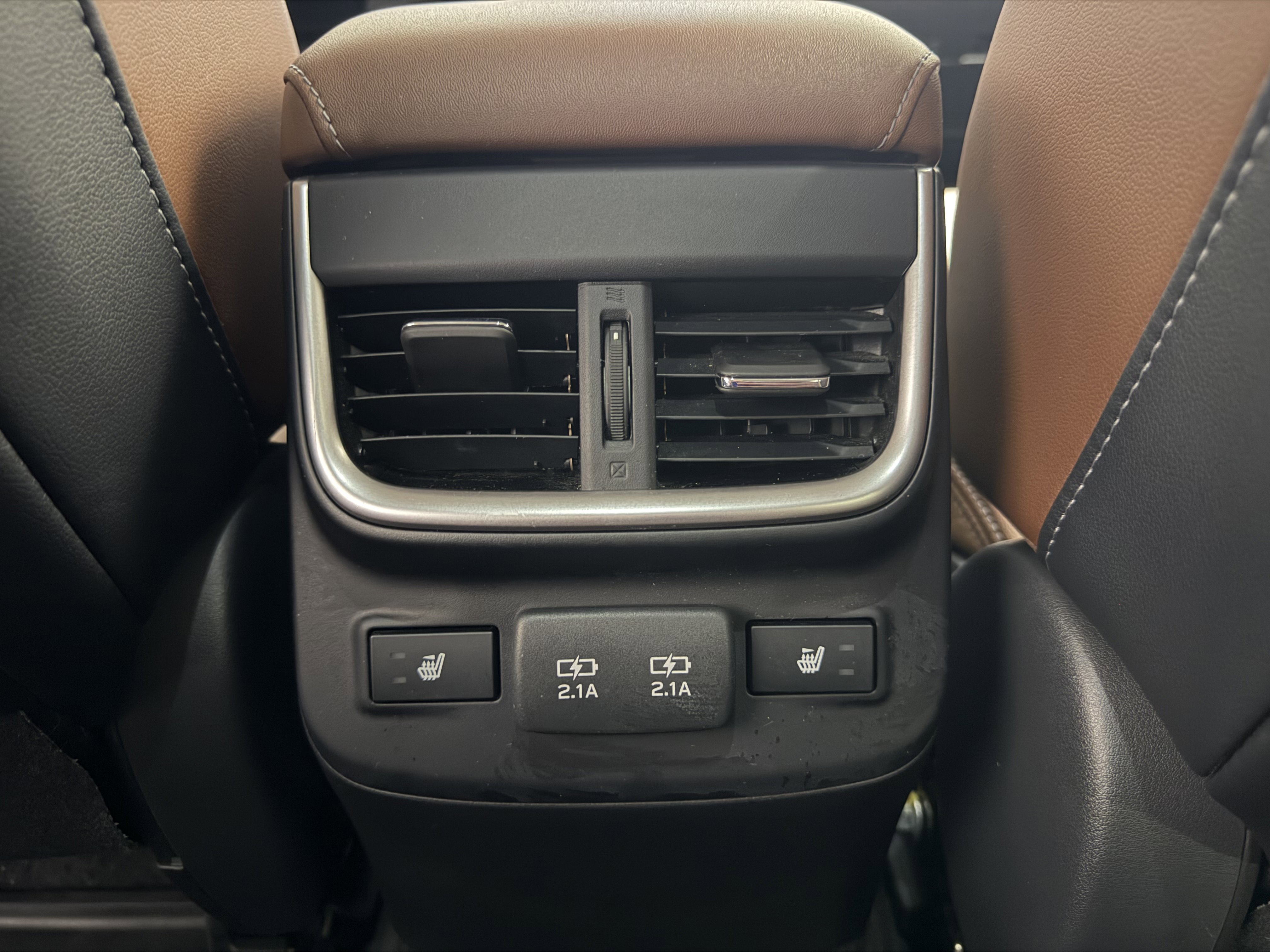 Used 2020 Subaru Outback Touring XT image 27