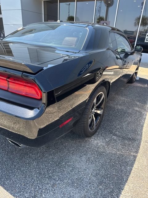 Used 2013 Dodge Challenger R/T RWD image 7