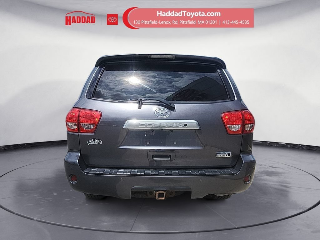 Used 2016 Toyota Sequoia Platinum AWD/4WD image 4