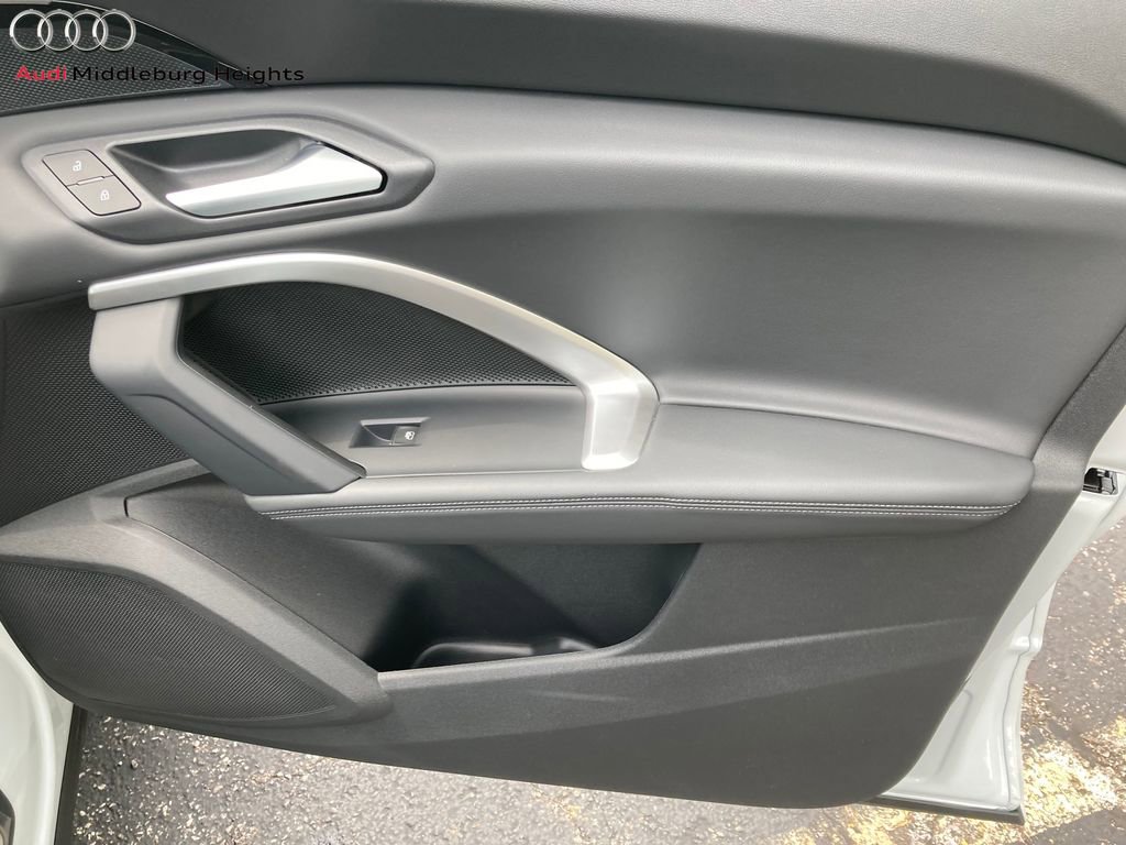 New 2025 Audi Q5 Premium Plus image 21