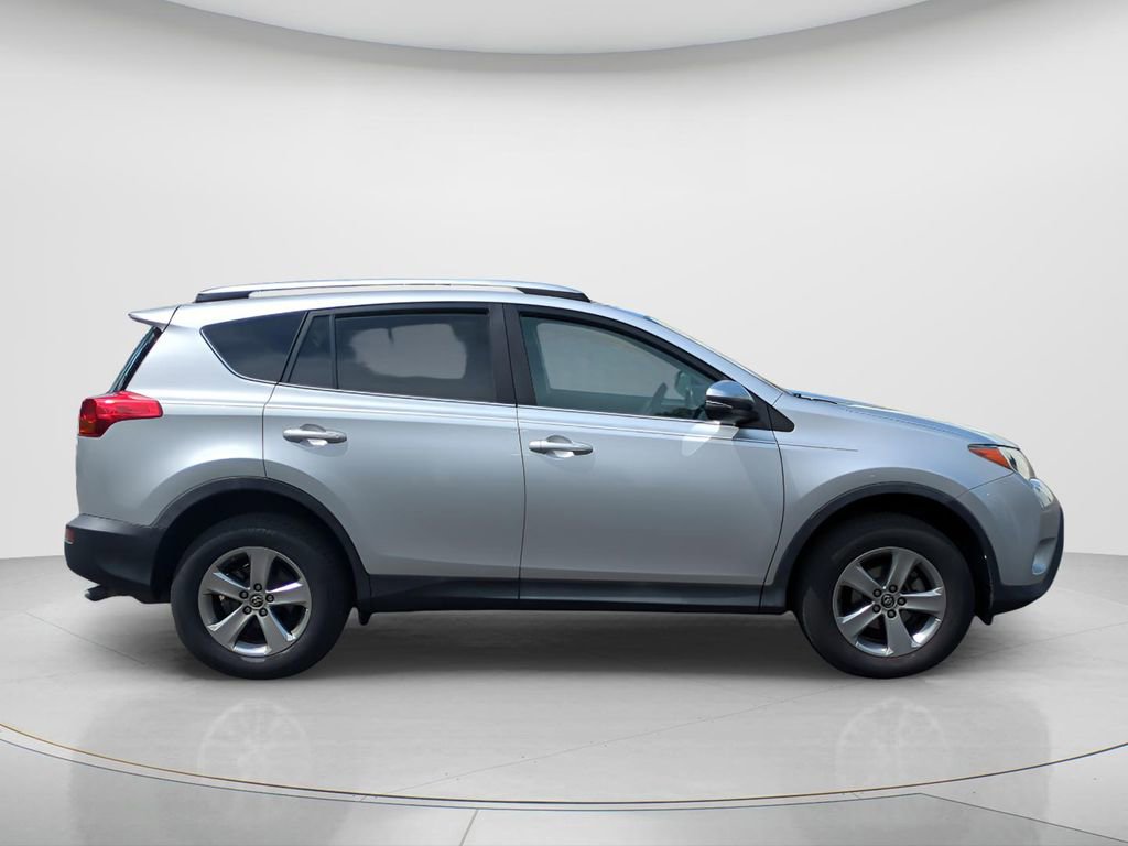 Used 2015 Toyota RAV4 XLE image 11