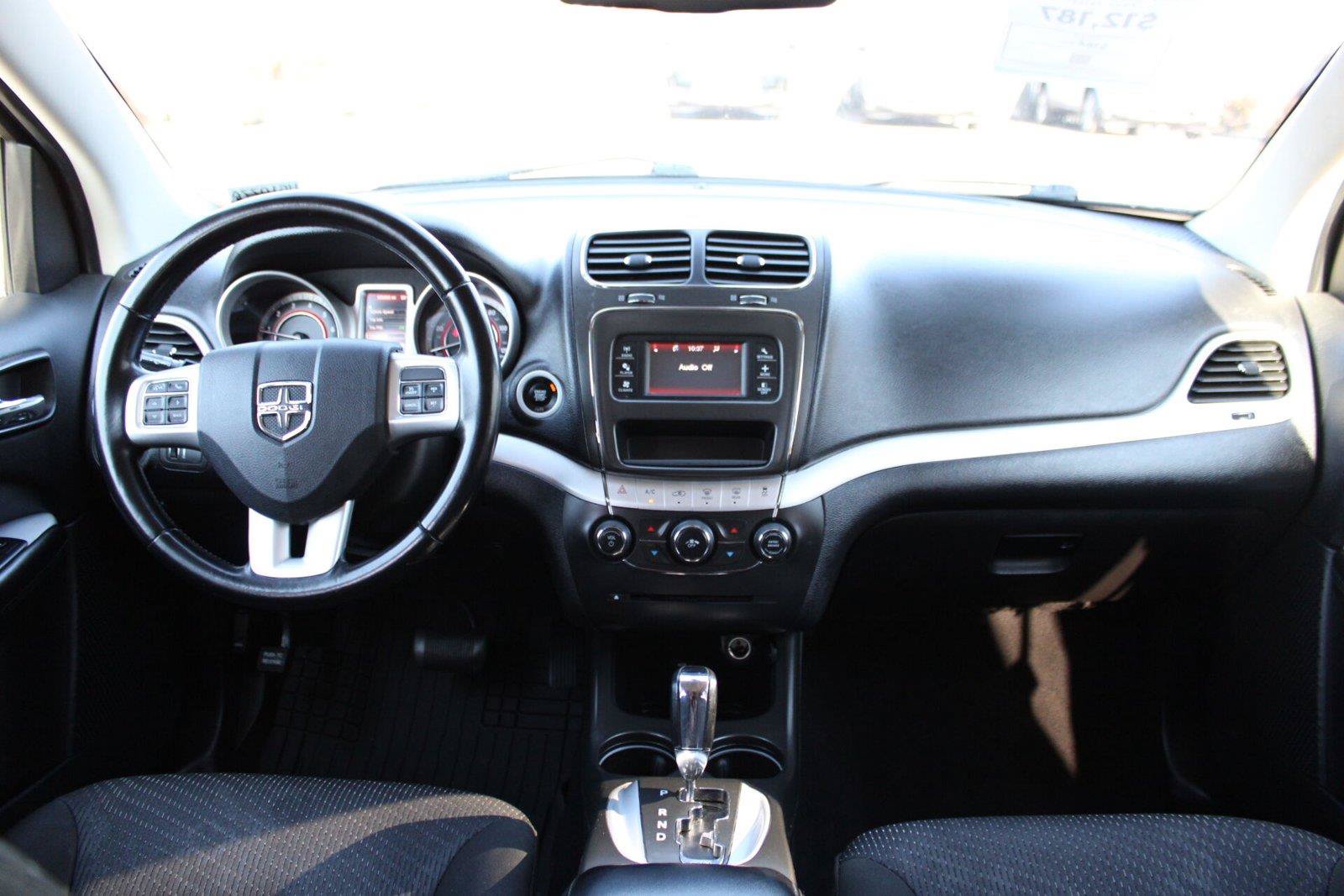 Used 2020 Dodge Journey SE w/ SE Popular Equipment Group FWD image 20