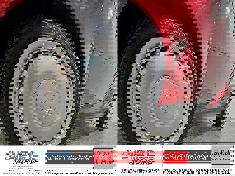 Used 2013 smart fortwo pure image 10