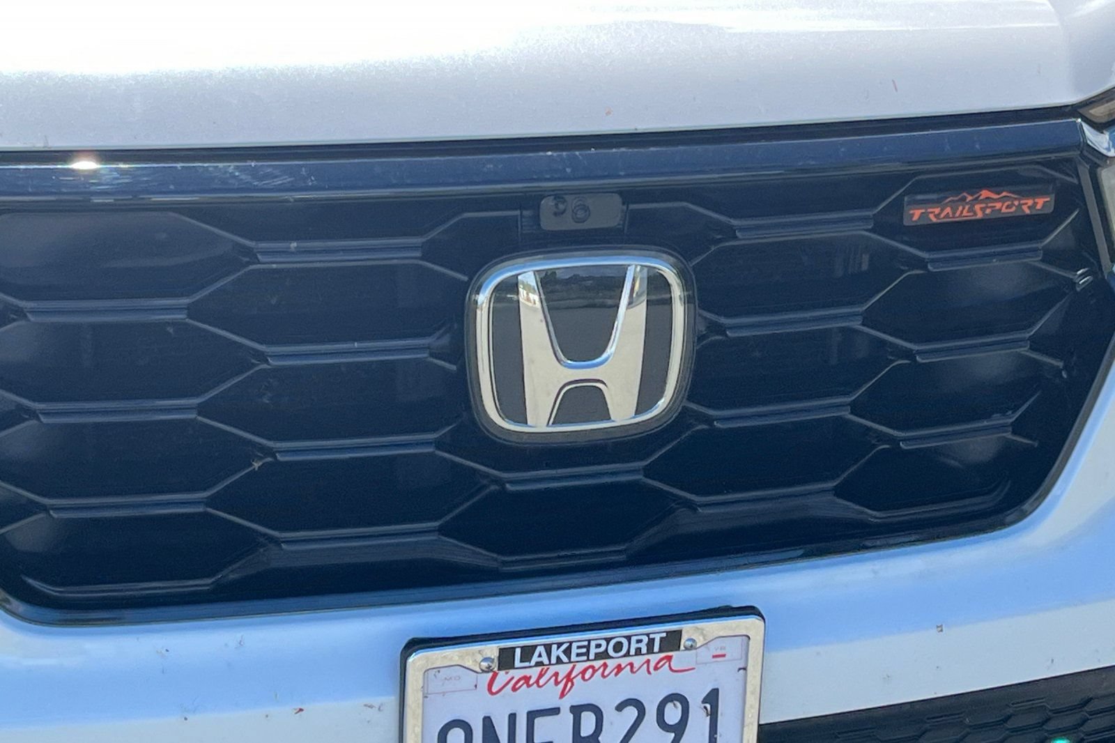 Used 2025 Honda Pilot TrailSport image 8