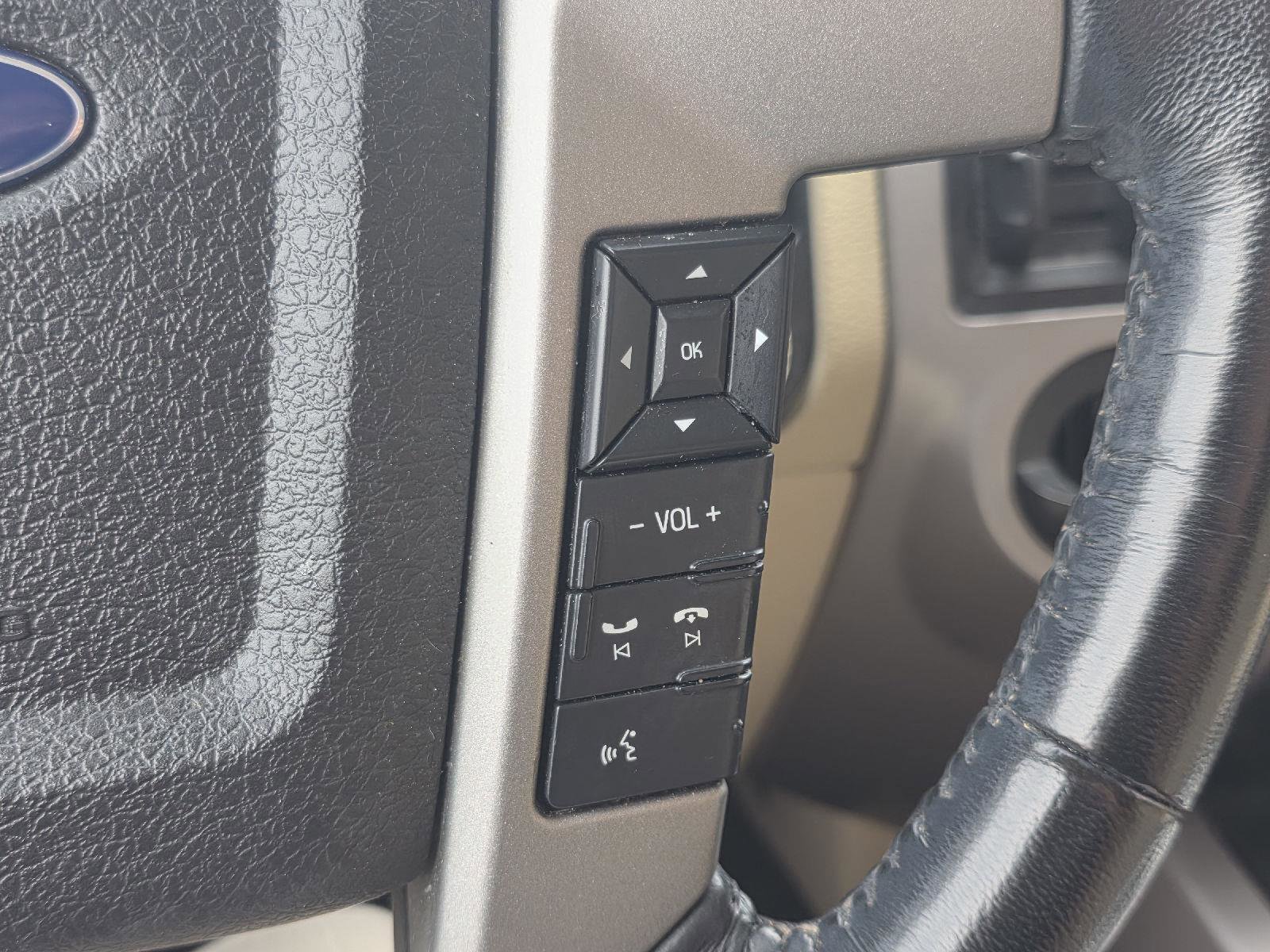 Used 2017 Ford Expedition EL Limited w/ Equipment Group 301A RWD image 12
