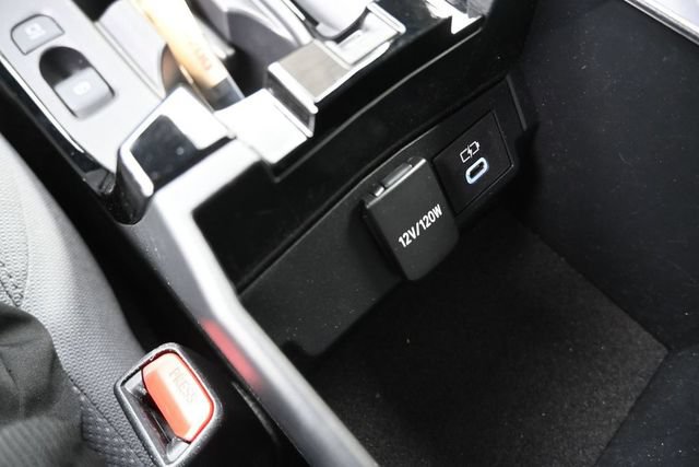 Certified 2025 Toyota Corolla SE w/ Convenience Package FWD image 19