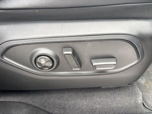 Used 2022 Jeep Grand Cherokee L Limited image 15