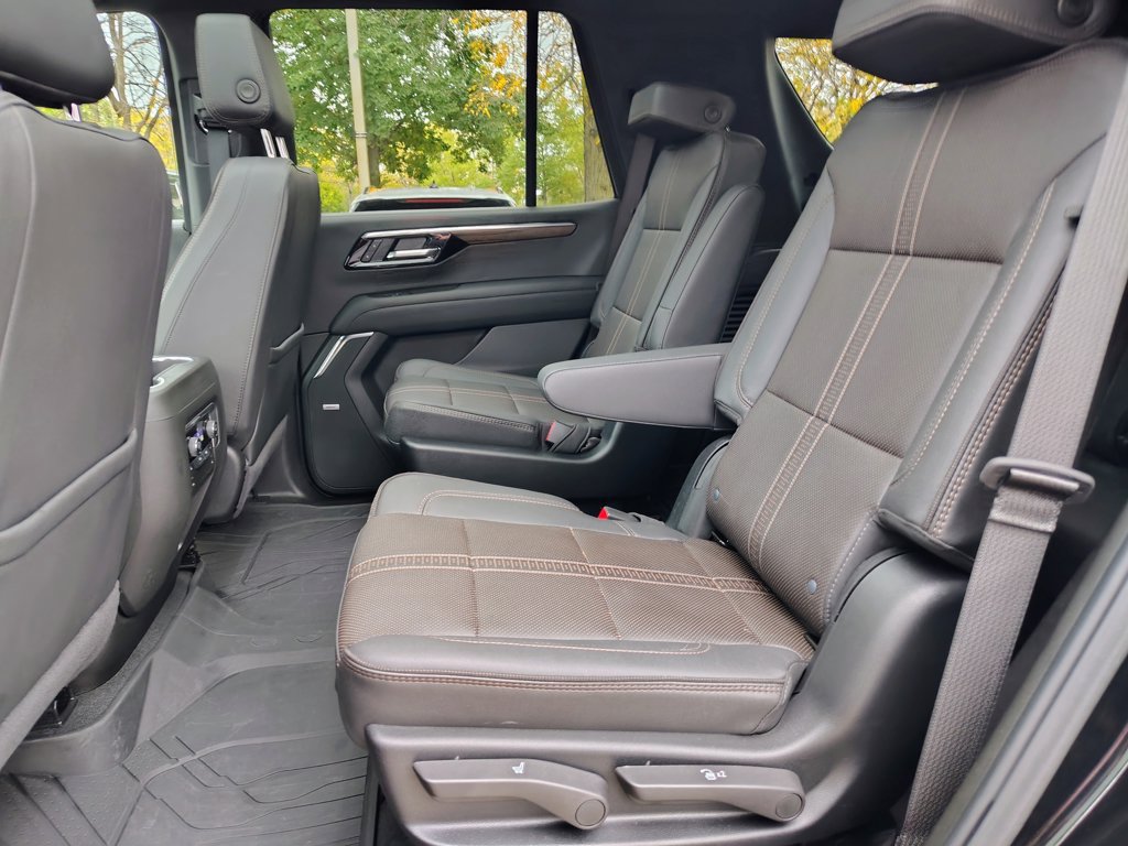 Certified 2026 Chevrolet Tahoe High Country w/ Sun And Tow Package AWD/4WD image 33
