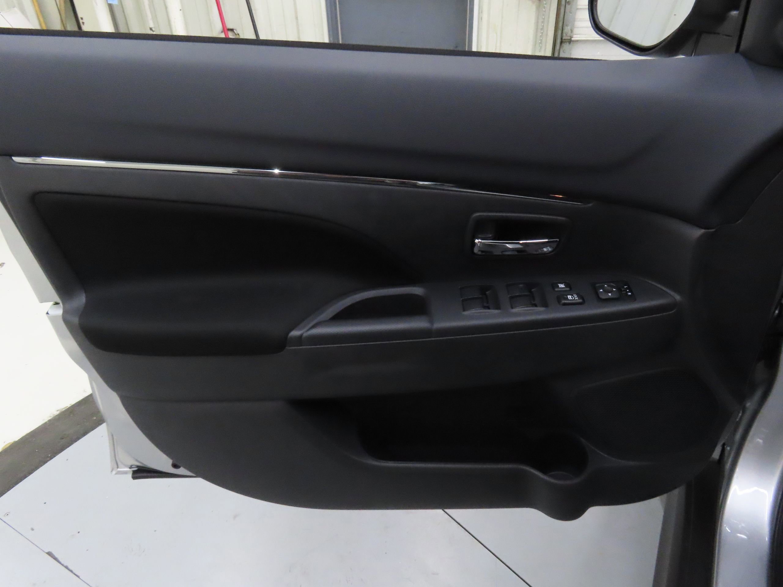 New 2025 Mitsubishi Outlander Sport LE image 6