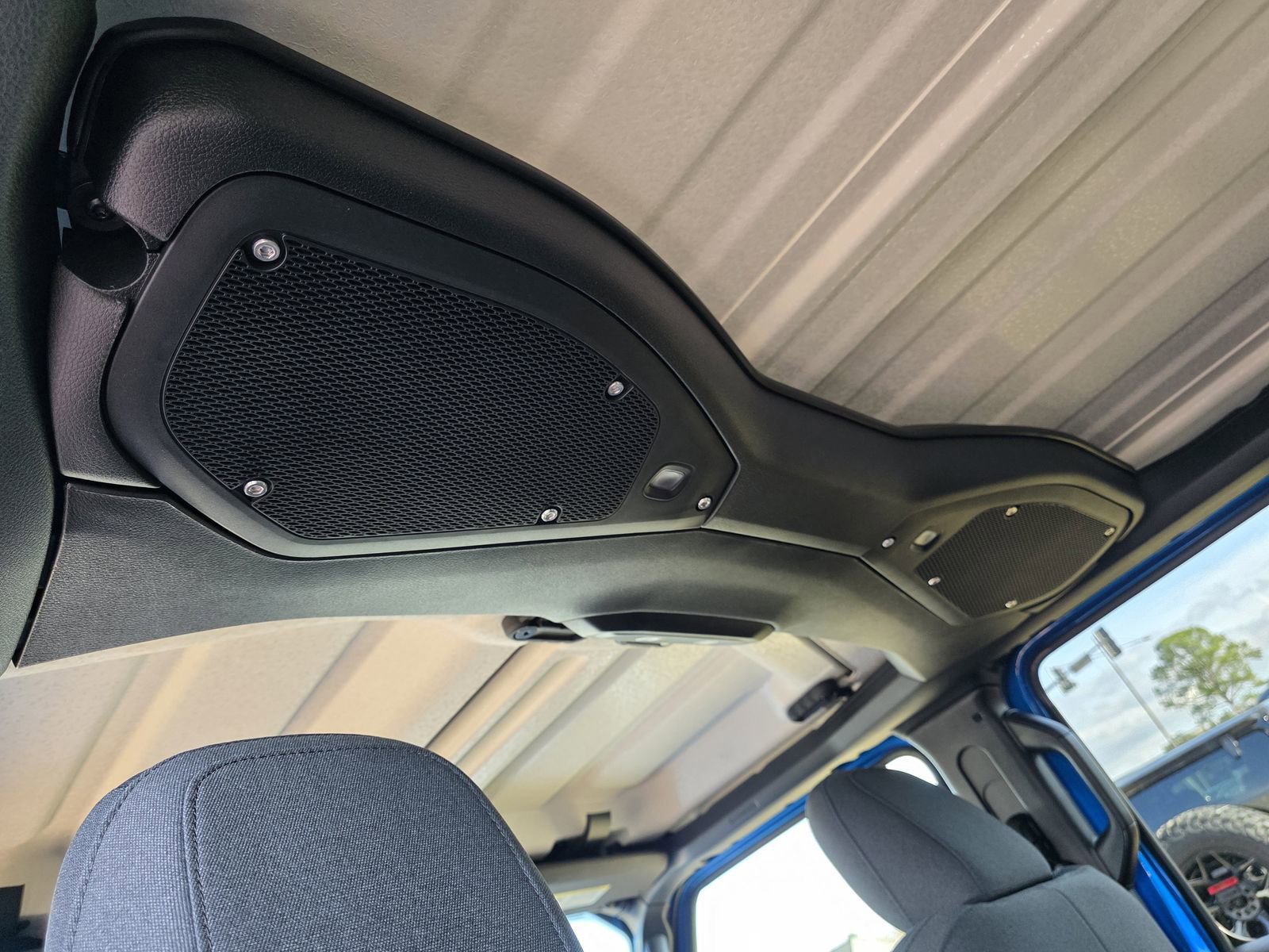 New 2026 Jeep Wrangler Unlimited Sport image 15