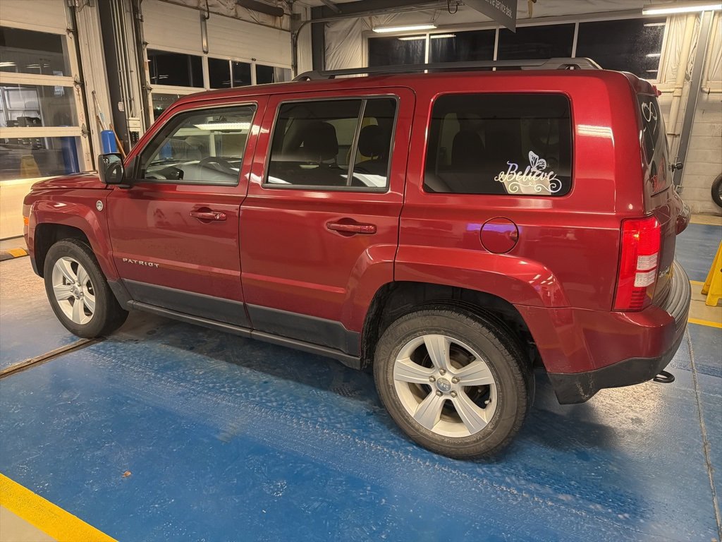 Used 2016 Jeep Patriot Sport w/ Power Value Group image 7