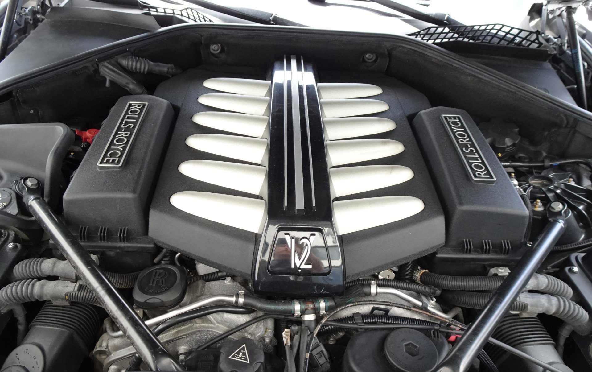 Used 2014 Rolls-Royce Wraith RWD image 15