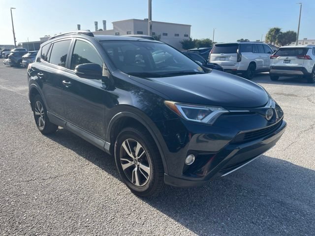 Used 2018 Toyota RAV4 XLE FWD image 1