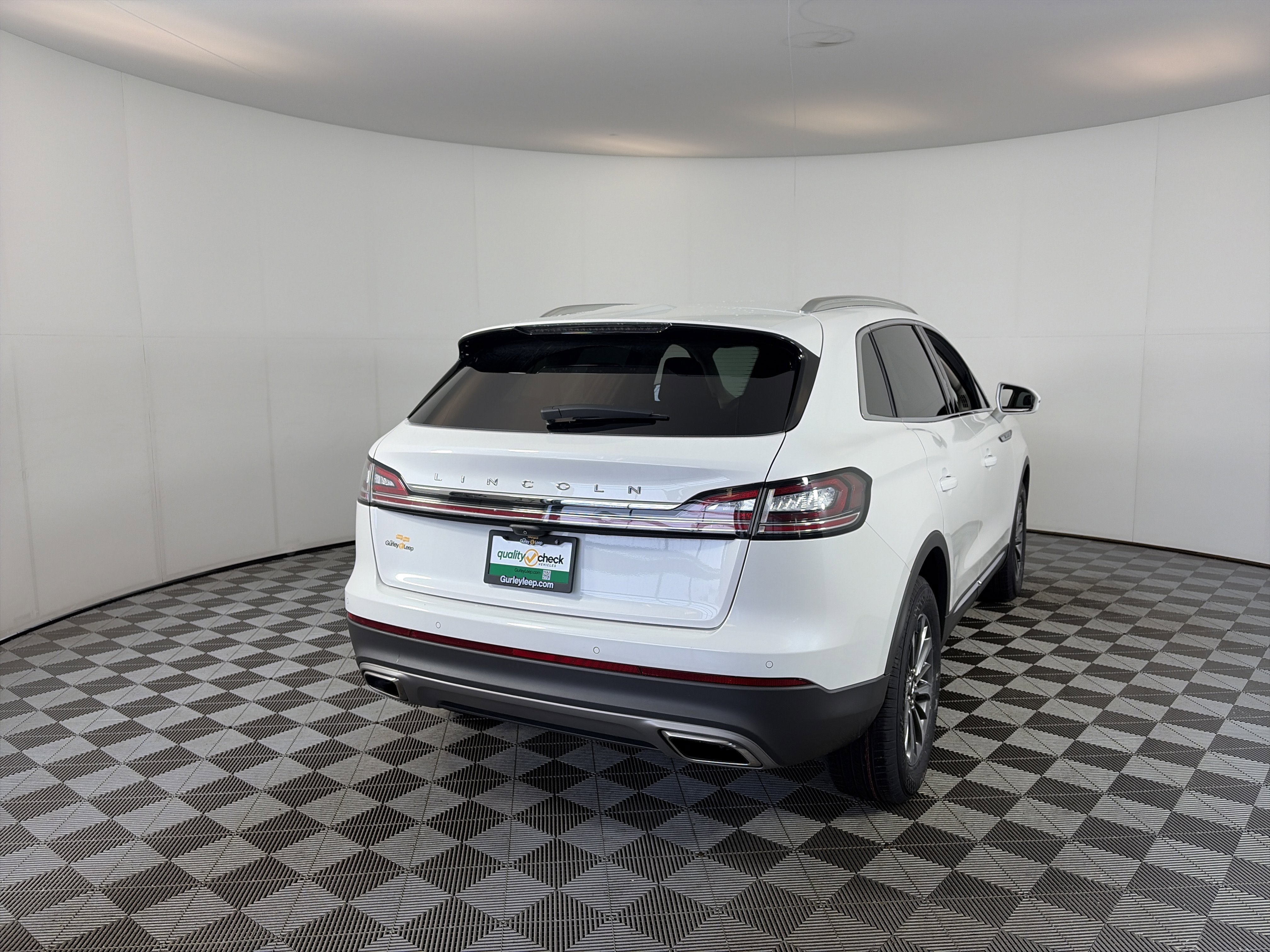 Used 2021 Lincoln Nautilus AWD w/ Equipment Group 101A image 10