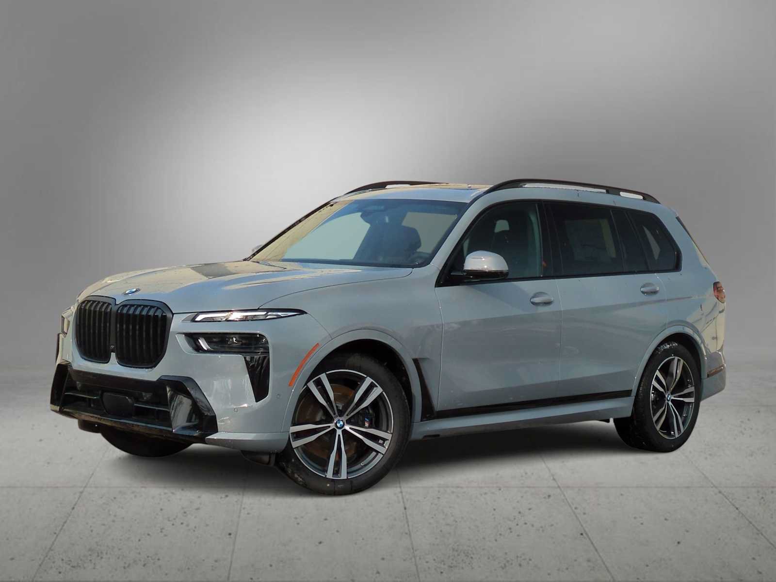 Used 2026 BMW X7 xDrive40i w/ M Sport Package AWD/4WD image 1