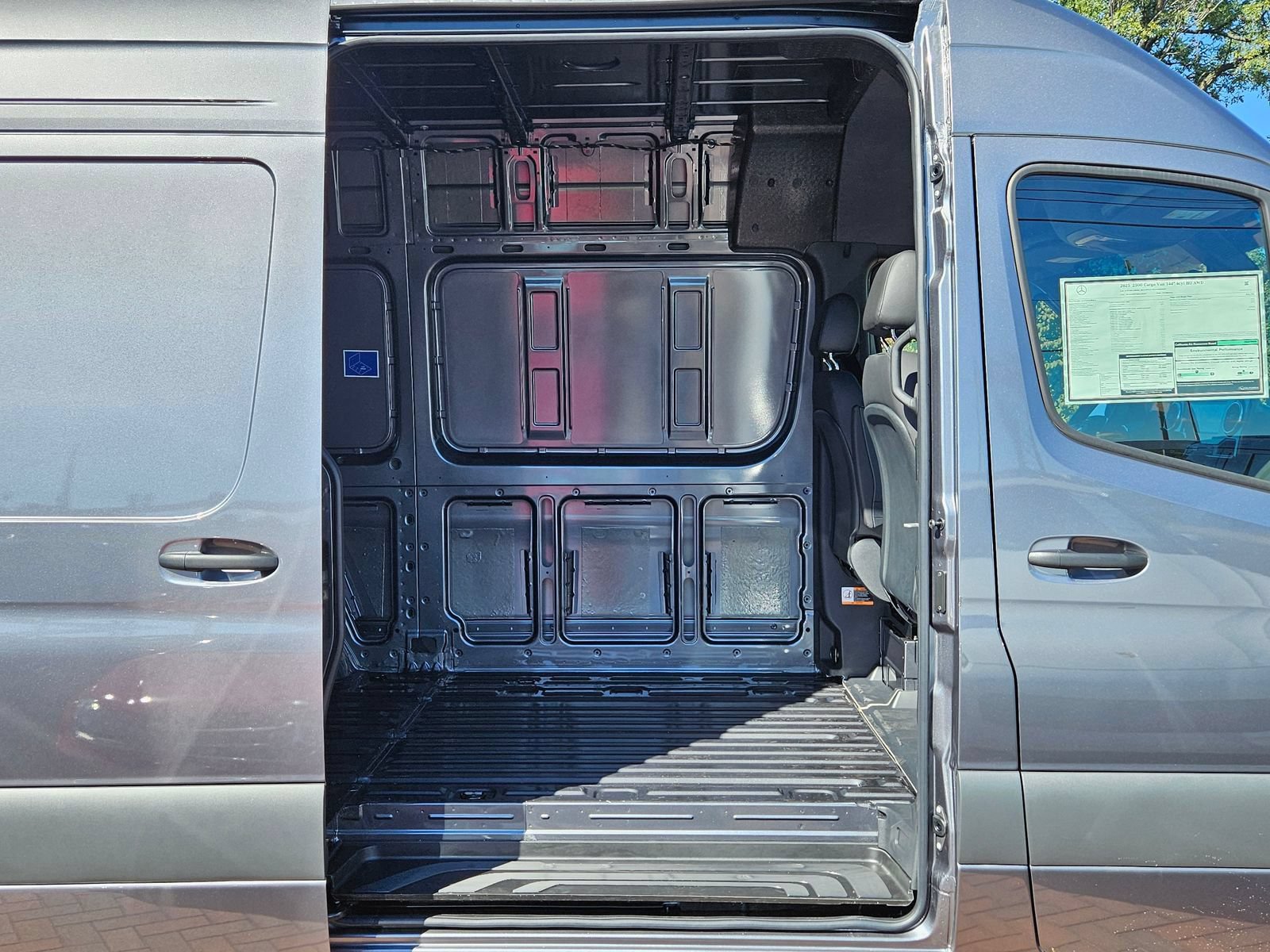 New 2025 Mercedes-Benz Sprinter 2500 image 2