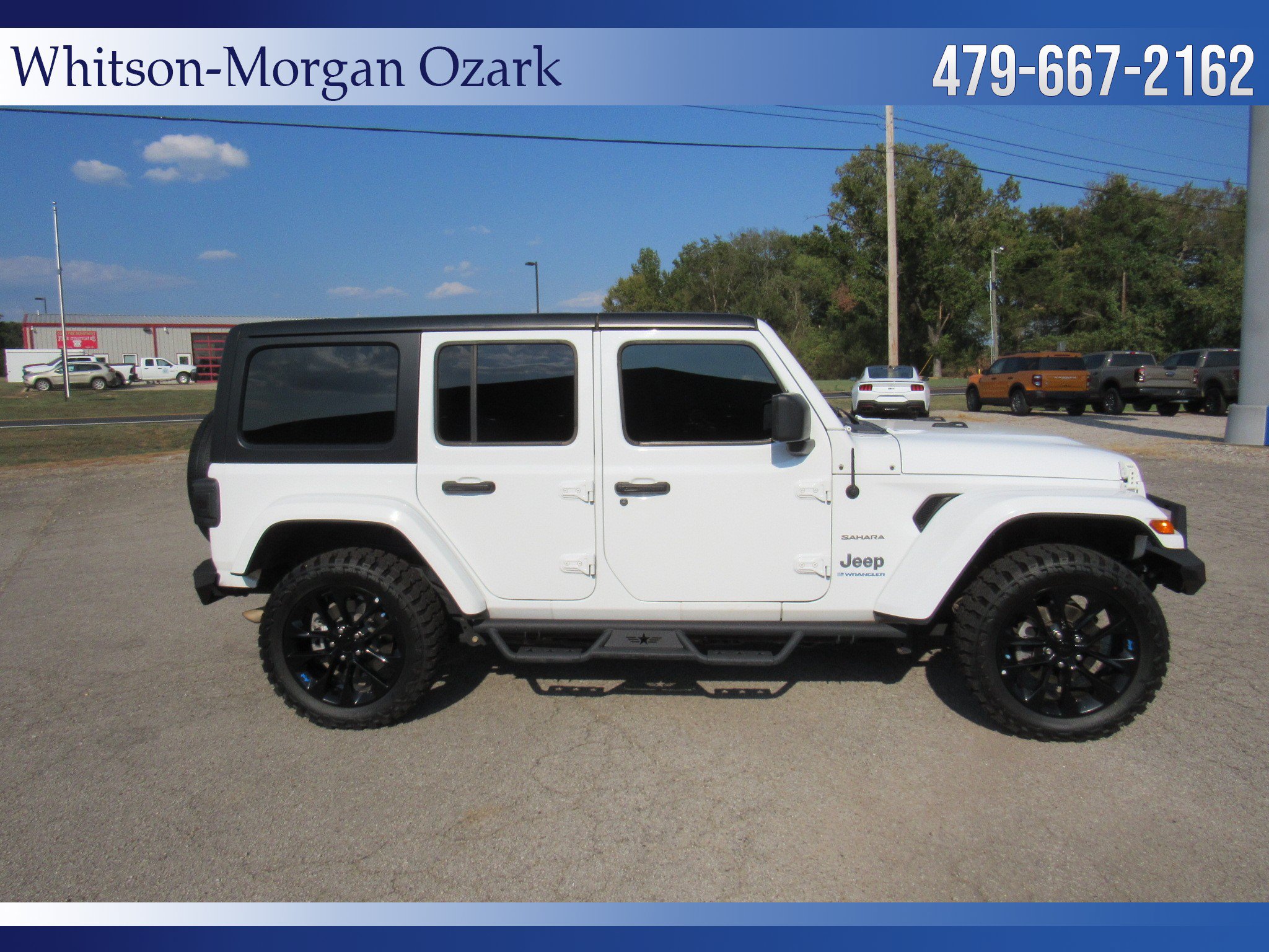 Used 2023 Jeep Wrangler Unlimited Sahara AWD/4WD image 20