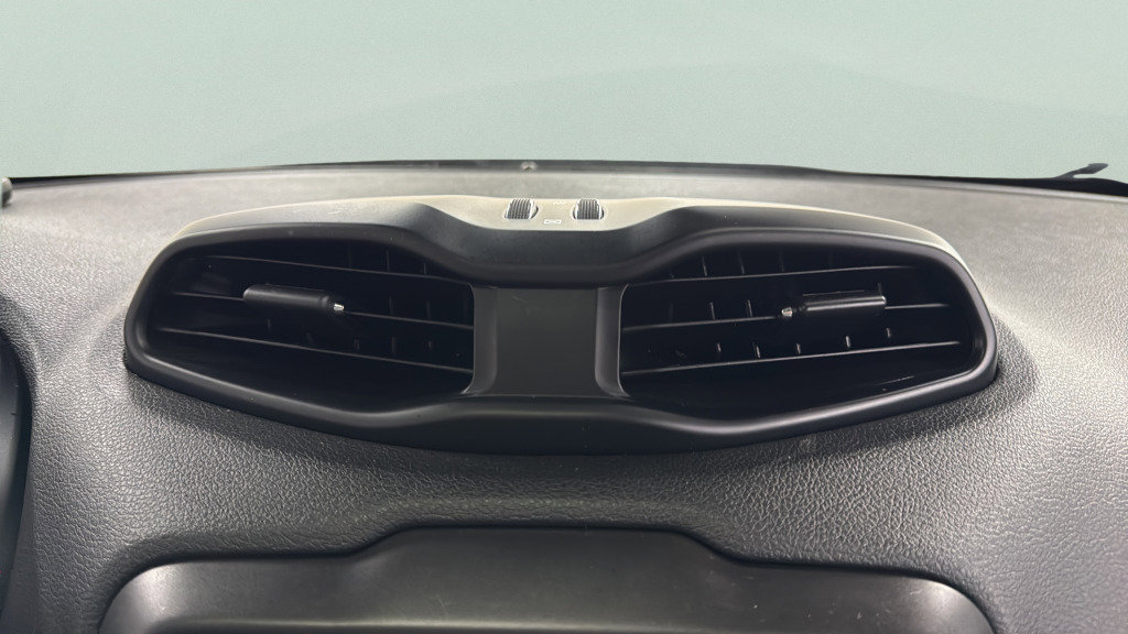 Used 2021 Jeep Renegade Limited w/ Sun & Sound Group image 26