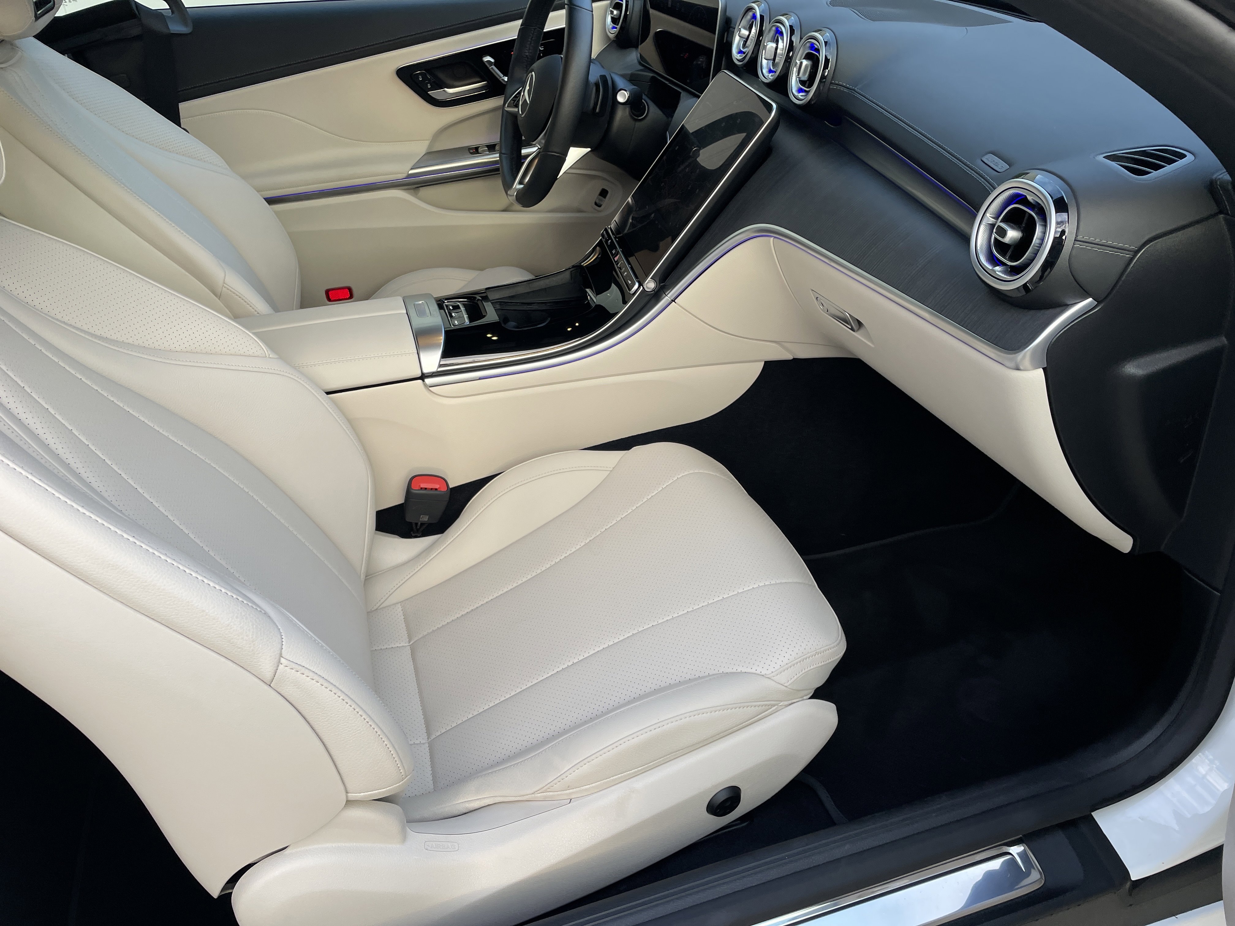 Certified 2024 Mercedes-Benz CLE 300 4MATIC Cabriolet image 50