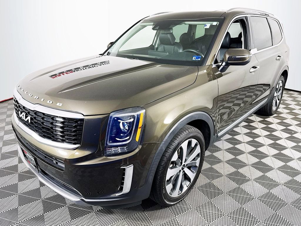Used 2022 Kia Telluride S image 3