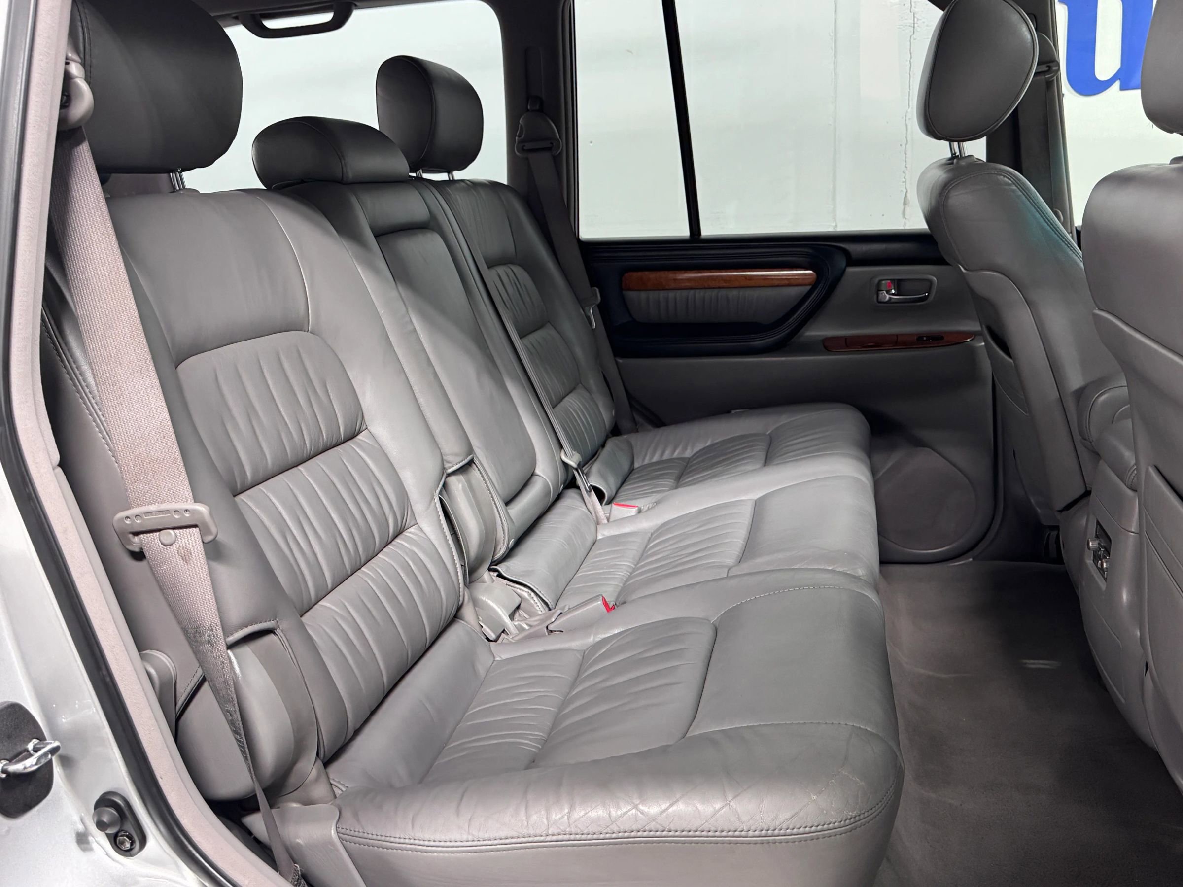 Used 2006 Lexus LX 470 4WD image 22