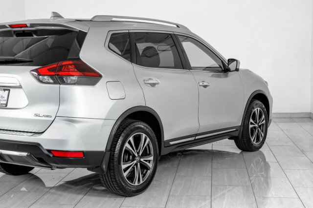 Used 2018 Nissan Rogue SL w/ Premium Package image 63