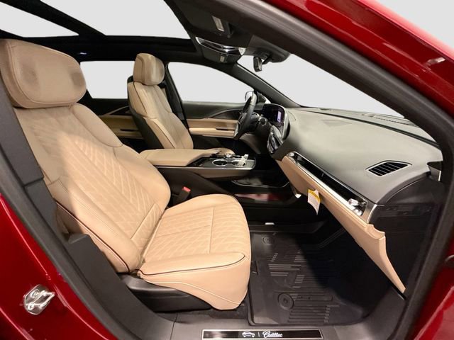 New 2025 Cadillac Lyriq Luxury w/ Nappa Leather Package image 24