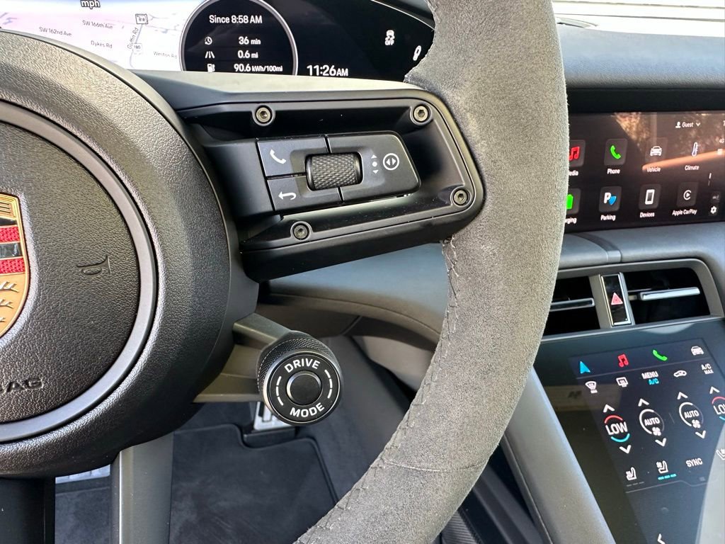 Certified 2025 Porsche Taycan 4S image 18