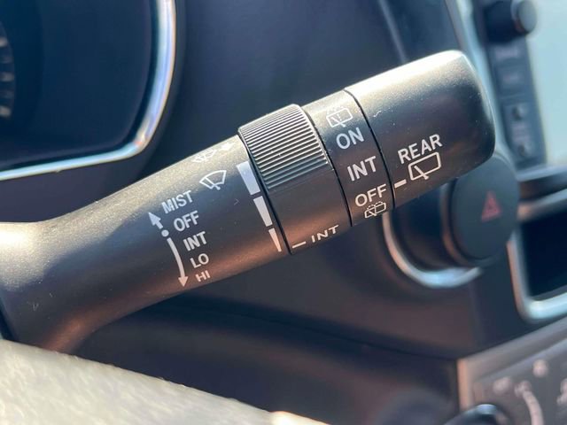 Used 2013 Toyota Highlander SE AWD/4WD image 18