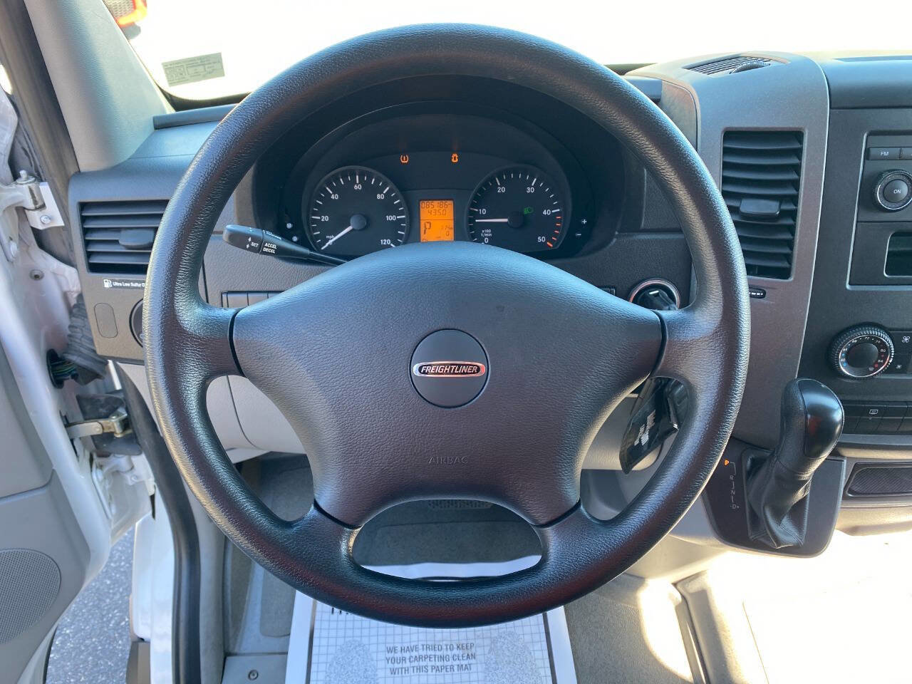 Used 2010 Freightliner Sprinter 2500 image 12