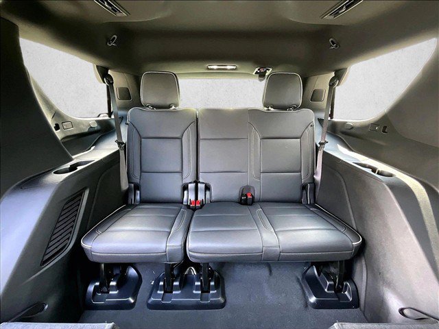 Used 2025 Chevrolet Tahoe Premier w/ Sun And Tow Package AWD/4WD image 30