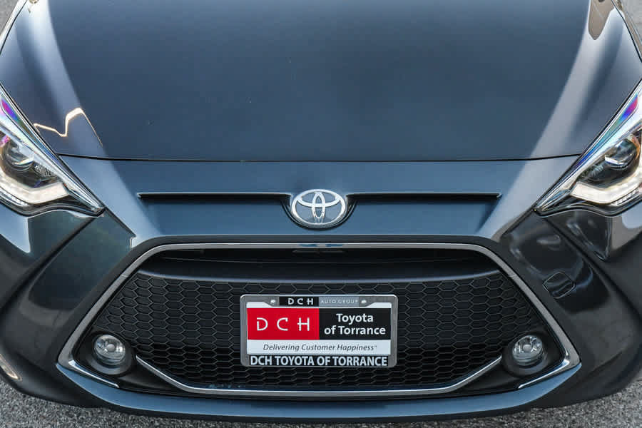 Certified 2020 Toyota Yaris XLE FWD image 5