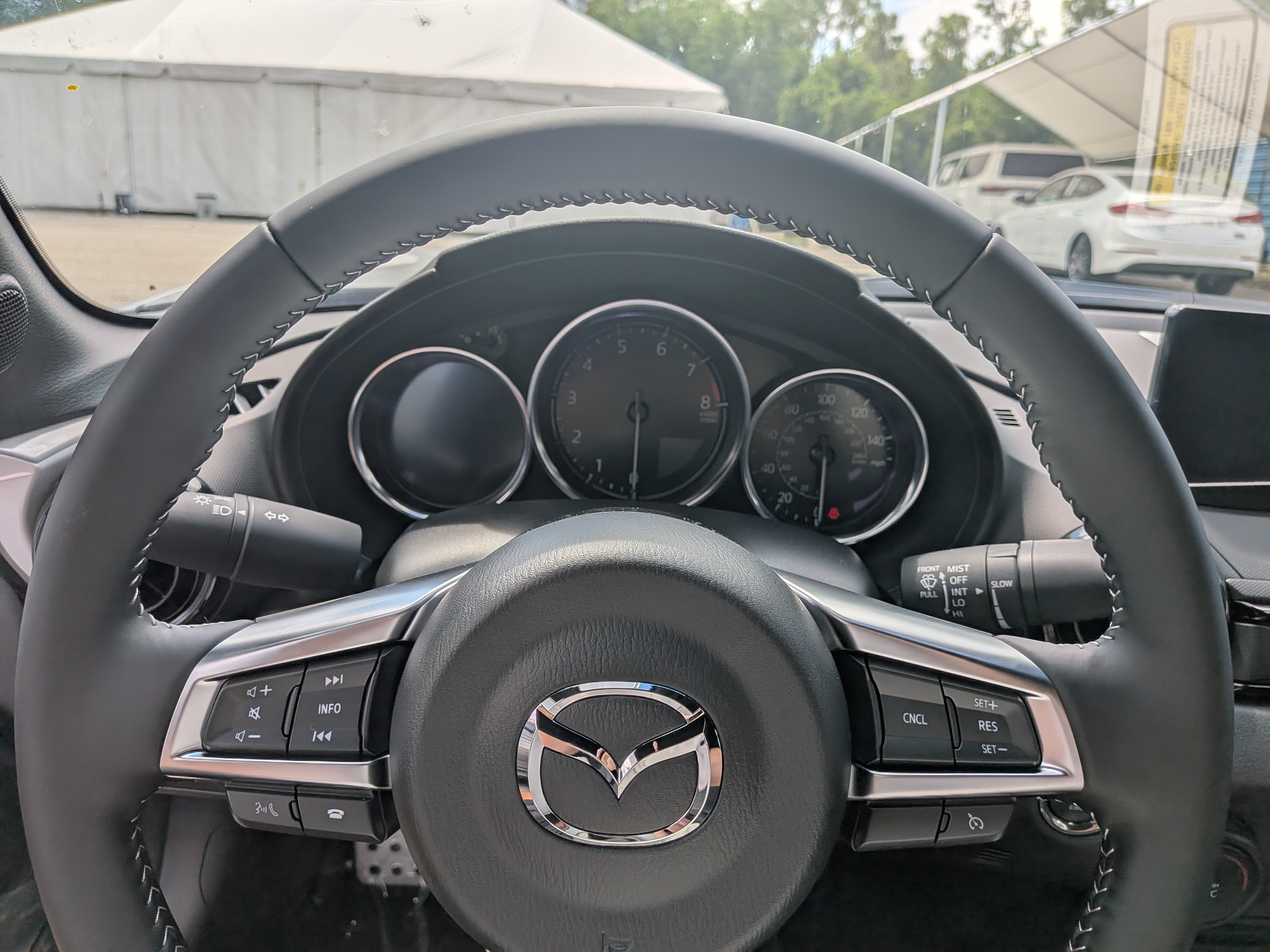 New 2026 MAZDA MX-5 Miata Club w/ Interior Package RWD image 25