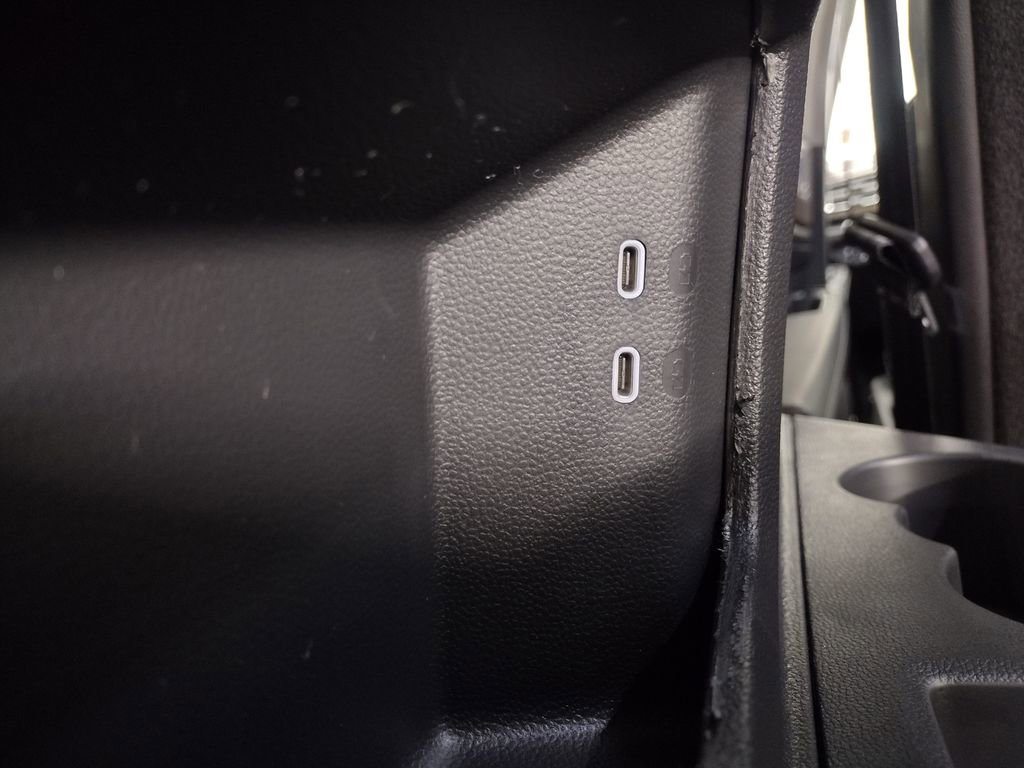 New 2026 Volkswagen Atlas SE image 18