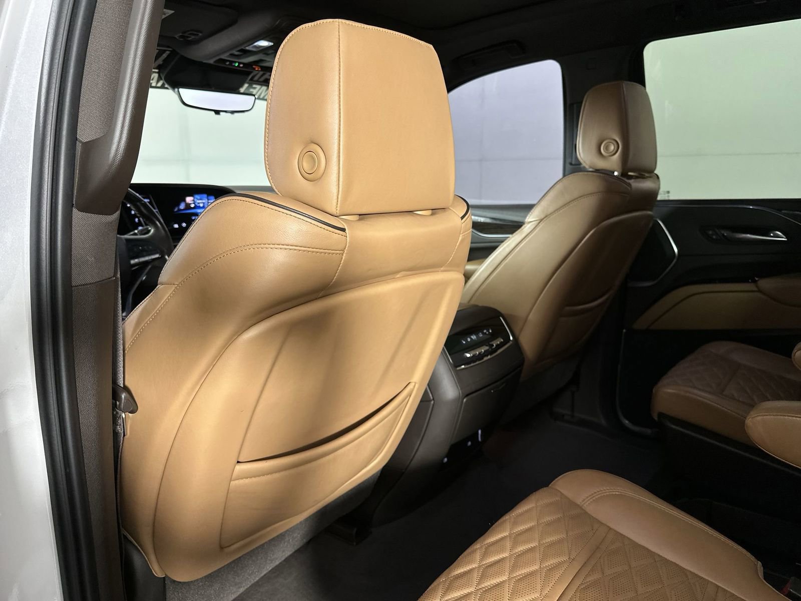 Used 2021 Cadillac Escalade Sport w/ Heavy-Duty Trailer Package AWD/4WD image 24