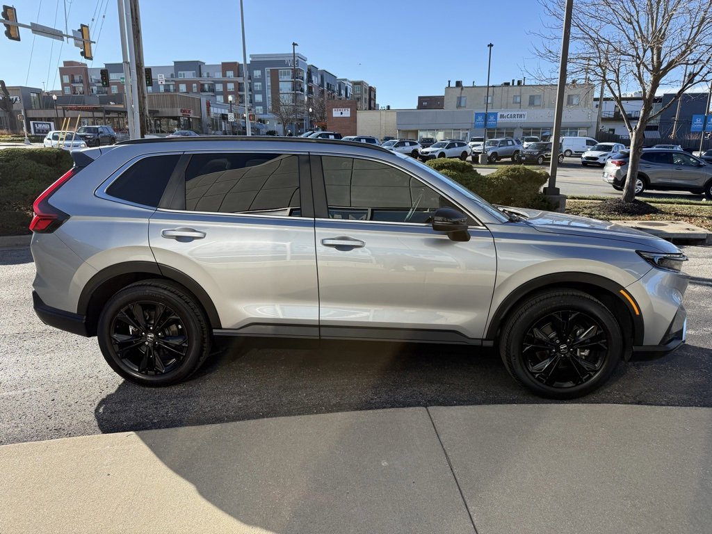 Used 2023 Honda CR-V Sport Touring image 4