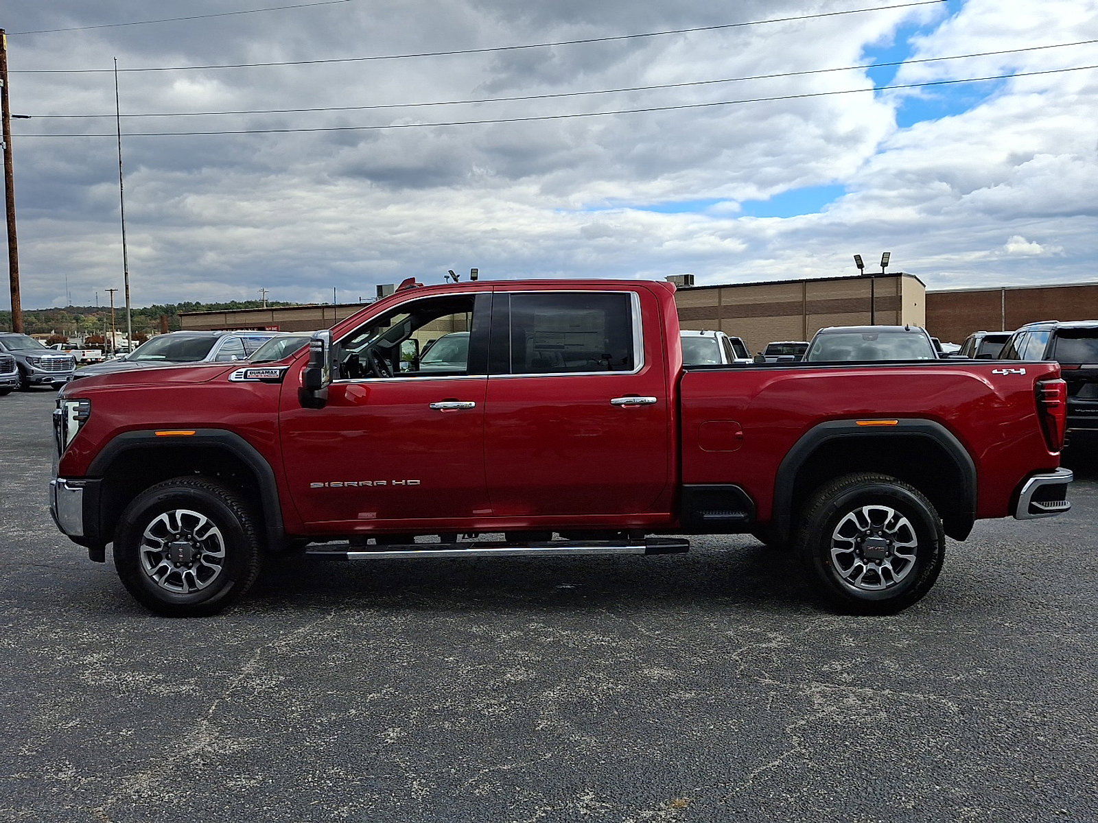 New 2026 GMC Sierra 2500 SLT w/ SLT Premium Package image 5