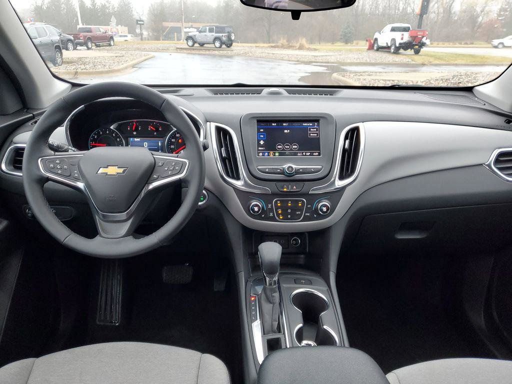 Used 2024 Chevrolet Equinox LT image 22