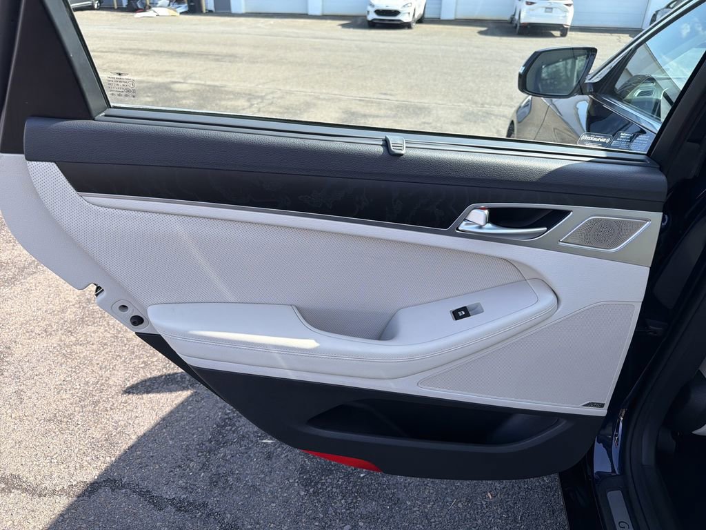 Used 2020 Genesis G80 3.8 w/ Ultimate Package 03 AWD/4WD image 12