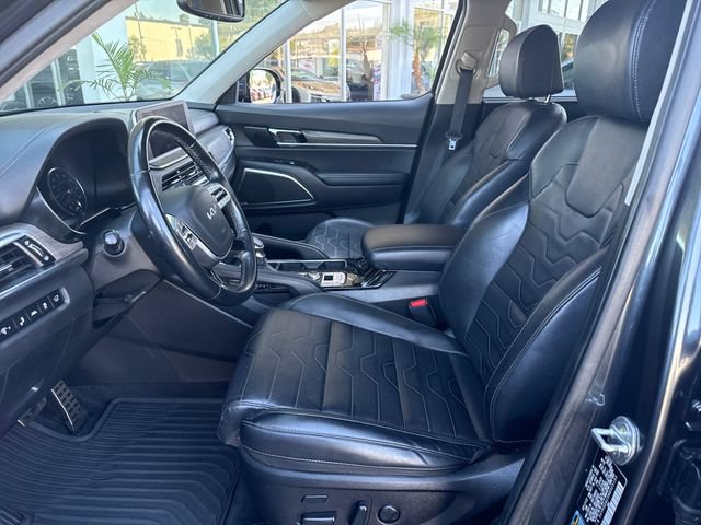 Used 2022 Kia Telluride SX w/ SX Prestige Package AWD/4WD image 9