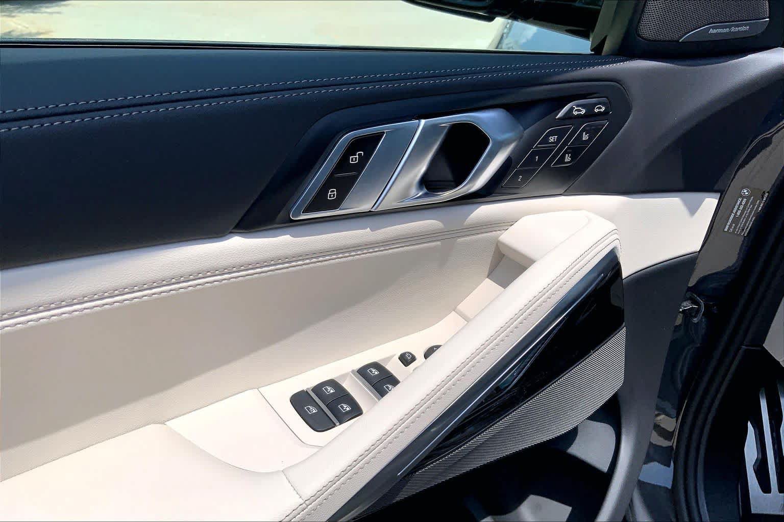 New 2027 BMW X6 M60i AWD/4WD image 17