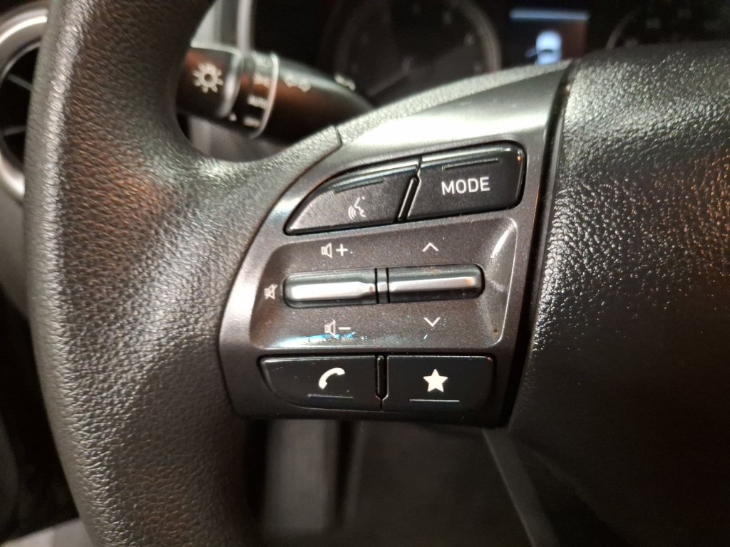 Used 2023 Hyundai Kona SEL AWD/4WD image 22