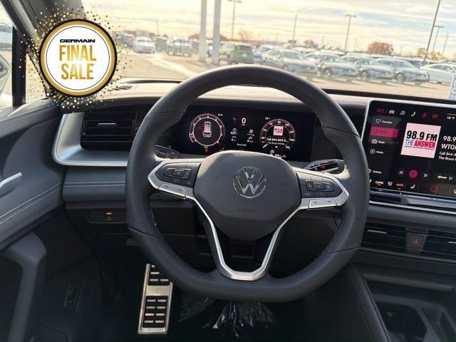 New 2026 Volkswagen Tiguan SE R-Line image 17