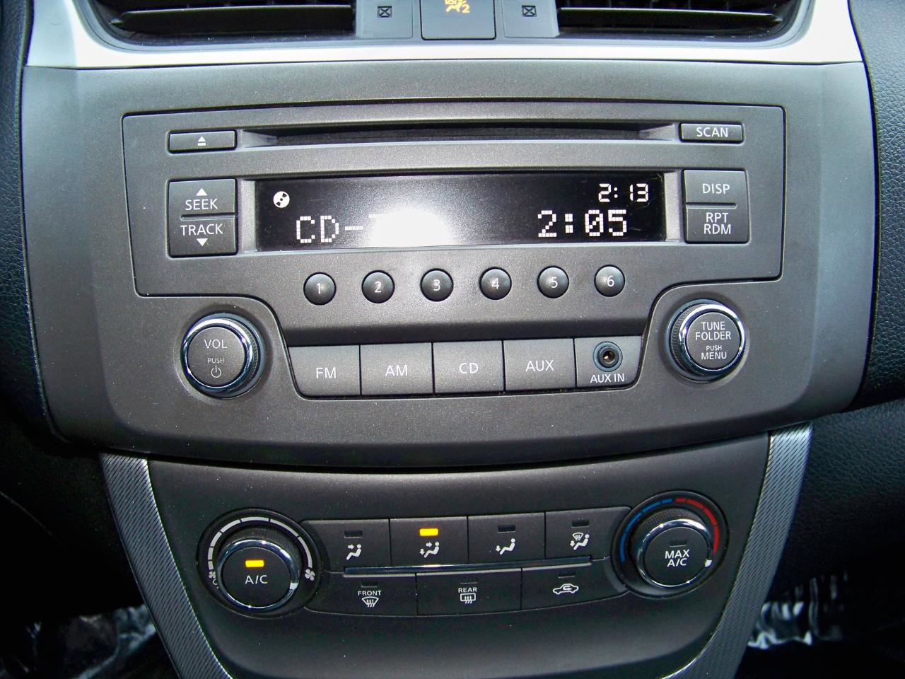 Used 2013 Nissan Sentra SR image 37