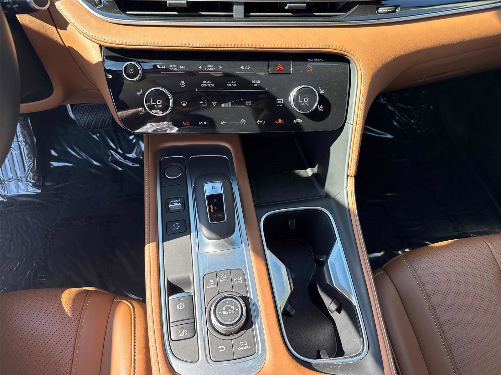 Certified 2025 INFINITI QX60 Sensory image 22