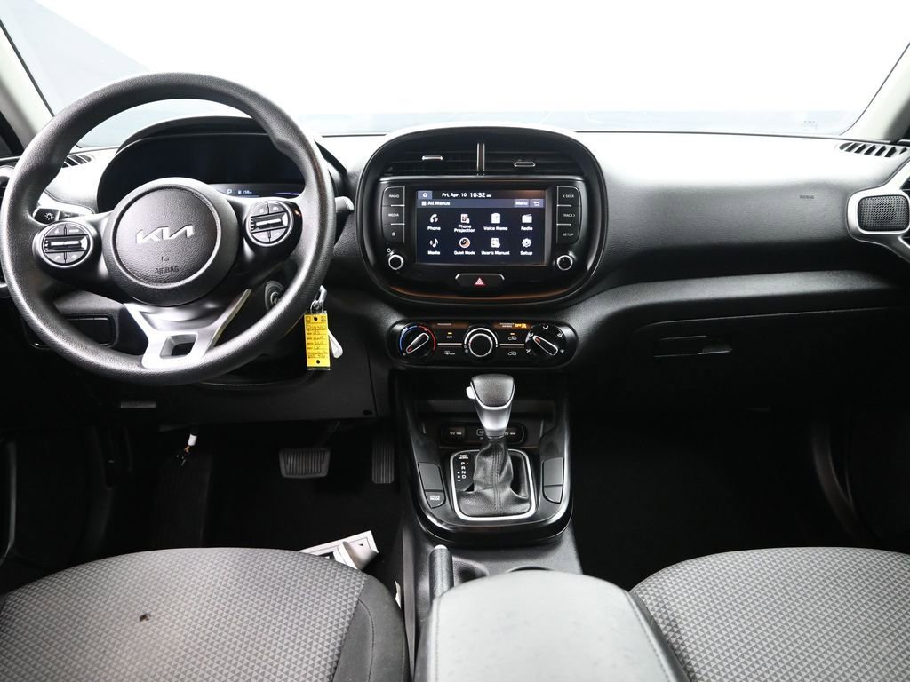 Used 2023 Kia Soul LX w/ LX Technology Package image 28