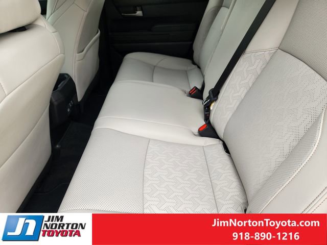 Used 2025 Toyota Tacoma Limited AWD/4WD image 30