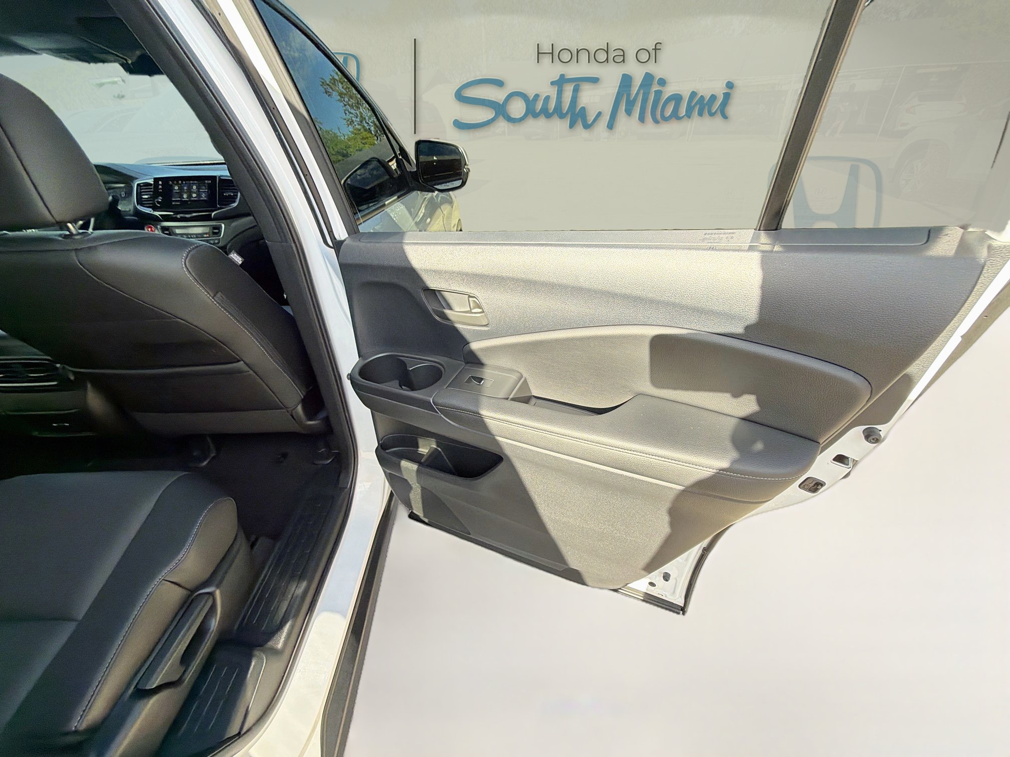 Certified 2025 Honda Passport EX-L image 30