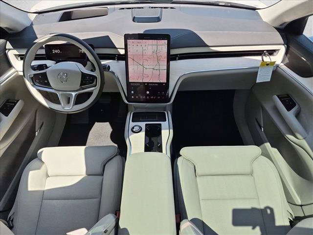 New 2026 Volvo EX90 Plus AWD/4WD image 15
